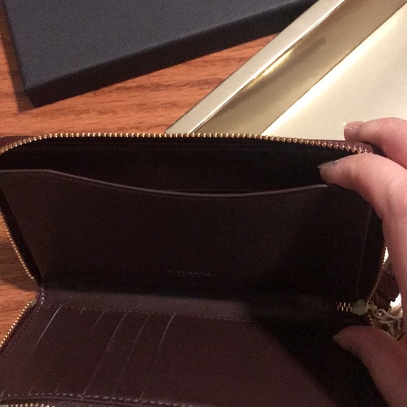 NWT-Coach Glitter Wristlet - Picture 5 of 7